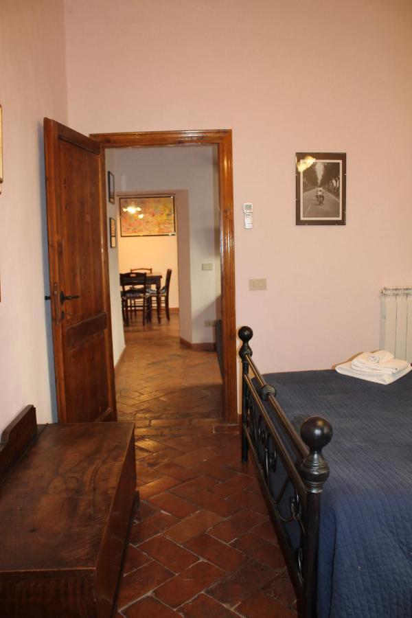 Classico Appartamento Fiorentino 5 - 10 Min Ponte Vecchio E Palazzo Pitti Firenze Bagian luar foto